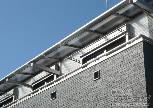 神奈川県横浜市ののバルコニー・ベランダ屋根 ヴェクターテラス R型 ルーフタイプ 連棟 積雪〜20cm対応 施工例
