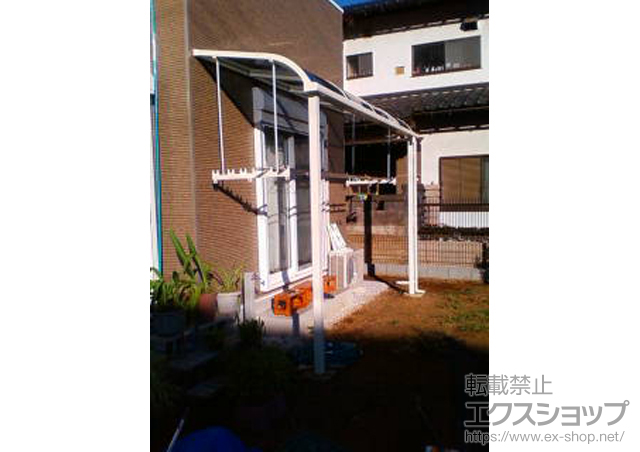 東京都東大和市のLIXIL リクシル（トステム）のテラス屋根 ライザーテラスII R型 テラスタイプ 単体 積雪〜20cm対応 施工例