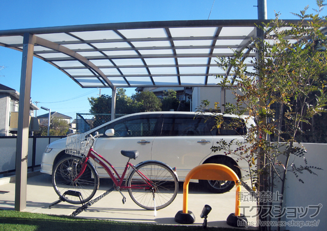 愛知県刈谷市のLIXIL リクシル（トステム）のカーポート カーブポートシグマ?ワイド 積雪〜30?対応 施工例