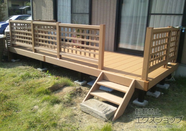 宮城県名取市ののウッドデッキ リウッドデッキ 200 単体+リウッドデッキフェンス1型<井桁格子> 施工例