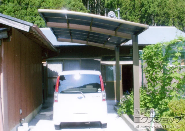 三重県松阪市のLIXIL リクシル（トステム）のカーポート カーブポートシグマIII 積雪～30cm対応 施工例