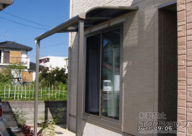 愛媛県松山市ののテラス屋根 プレシオステラス R型 テラスタイプ　単体 積雪〜20?対応 施工例