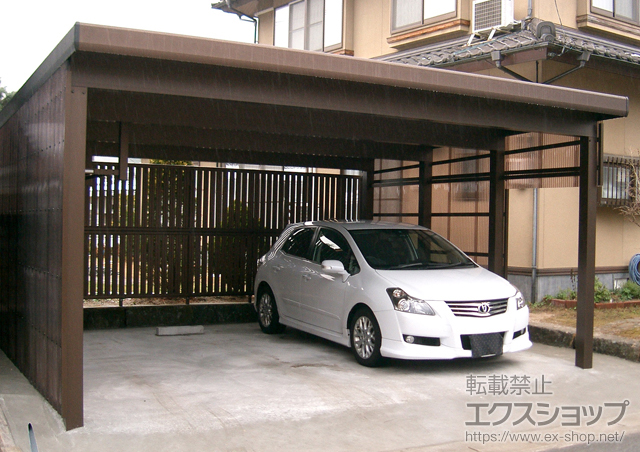 島根県飯石郡のYKKAPカーポート施工例(ジーポートneo 2台用 角柱