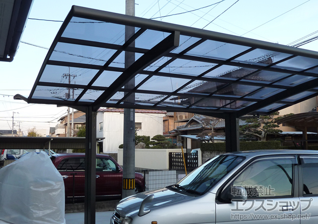高知県南国市のLIXIL リクシル（トステム）のカーポート カーブポートシグマIII Y合掌 積雪〜30cm対応 施工例