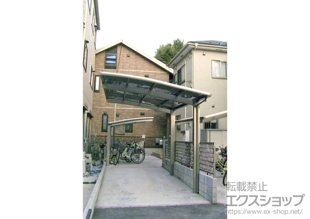 埼玉県戸田市のLIXIL リクシル（トステム）のサイクルポート・駐輪場 カーブポートシグマIII ミニ積雪〜20cm対応 施工例