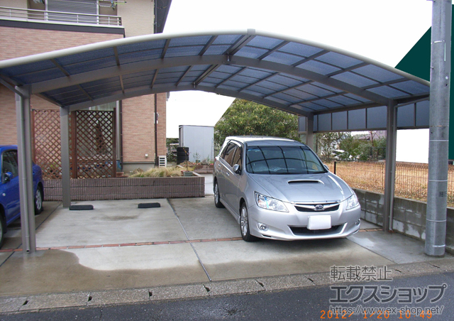 千葉県茂原市のLIXIL リクシル（トステム）のカーポート カーブポートシグマIII M合掌　積雪〜30cm対応 施工例