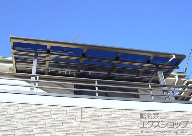 埼玉県川口市のLIXIL リクシル（トステム）のバルコニー・ベランダ屋根 パワーアルファ F型 屋根タイプ 単体　積雪〜20cm対応 施工例