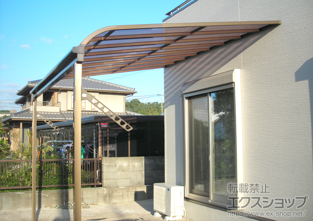 福岡県糟屋郡久山町のLIXIL リクシル（トステム）のテラス屋根 ライザーテラスII R型 テラスタイプ 単体　積雪〜20cm対応 施工例