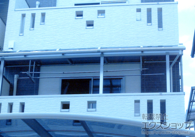 大阪府吹田市ののバルコニー・ベランダ屋根 プレシオステラス R型 屋根タイプ 連棟 施工例