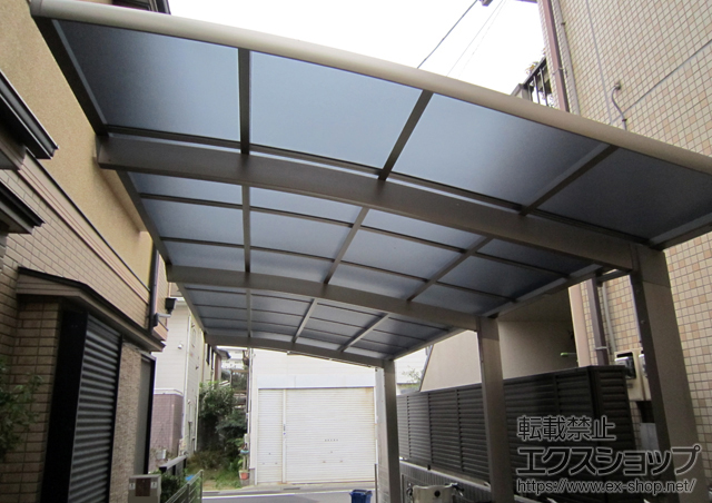 東京都江戸川区のLIXIL リクシル（トステム）のカーポート カーブポートシグマIII 延長 積雪〜30cm対応 施工例