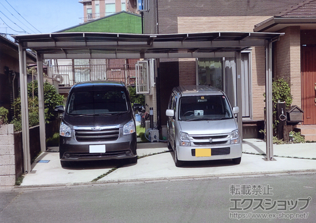 福岡県久留米市のLIXIL リクシル（トステム）のカーポート エックスルーフ ワイド　積雪〜30cm対応 施工例