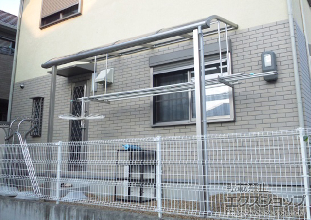 大阪府岸和田市ののテラス屋根 プレシオステラス R型 テラスタイプ 単体 施工例