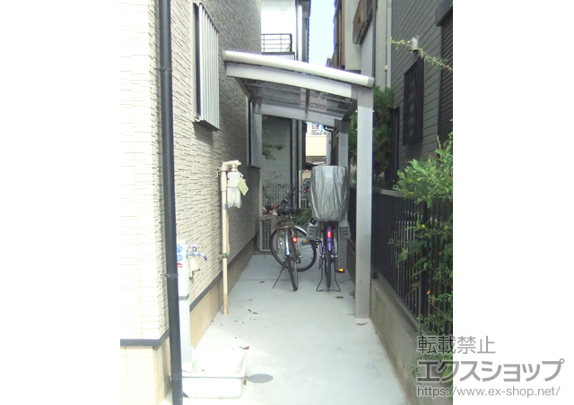 埼玉県蕨市のLIXIL リクシル（トステム）のサイクルポート・駐輪場 カーブポートシグマIII ミニ 積雪〜30cm対応 施工例