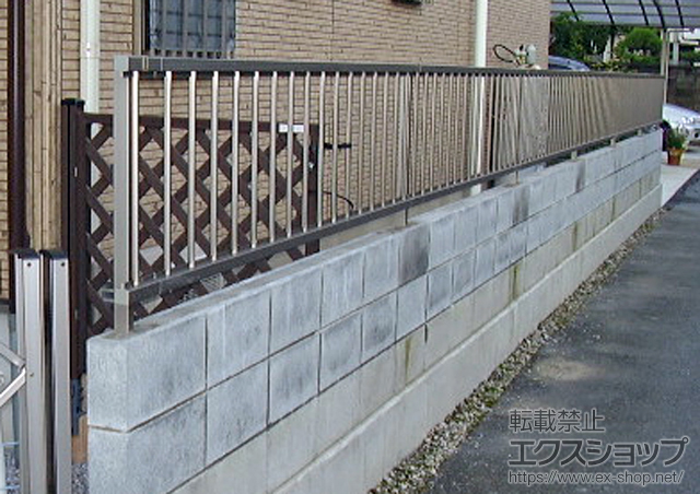 群馬県高崎市ののフェンス・柵 スーパー速川　フリー支柱 施工例