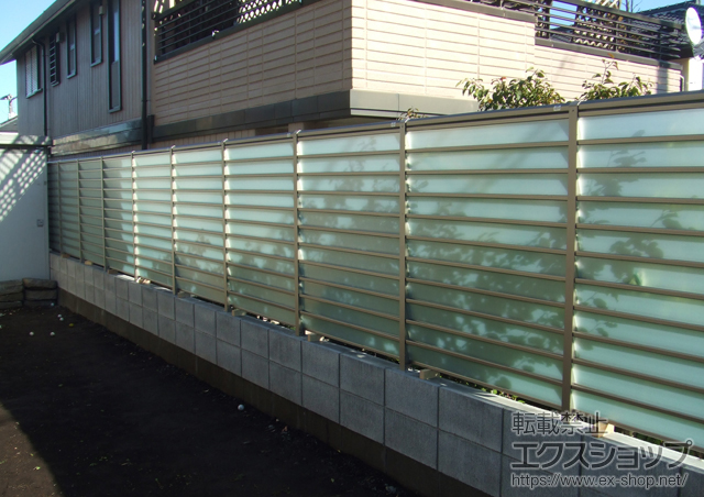 神奈川県横浜市ののフェンス・柵 サニーブリーズフェンスS型 間仕切りタイプ 施工例