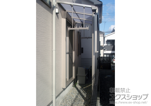 大阪府和泉市のLIXIL リクシル（トステム）のテラス屋根 ライザーテラスII F型 テラスタイプ 単体+前面スクリーン 施工例