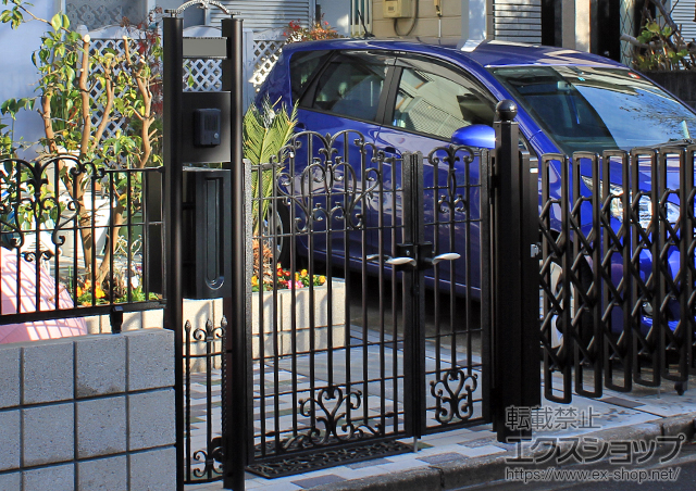 埼玉県上尾市のの門扉 オルニス門扉2型　親子開き 施工例