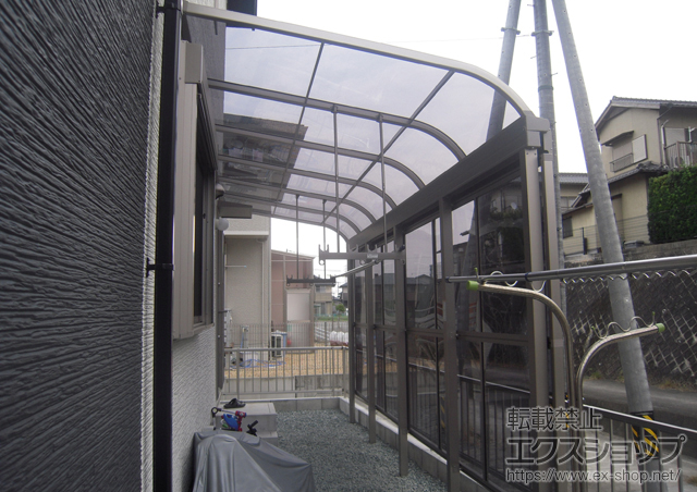 三重県松阪市のLIXIL リクシル（トステム）のテラス屋根 ライザーテラスII R型 テラスタイプ 単体　積雪〜20cm対応 施工例