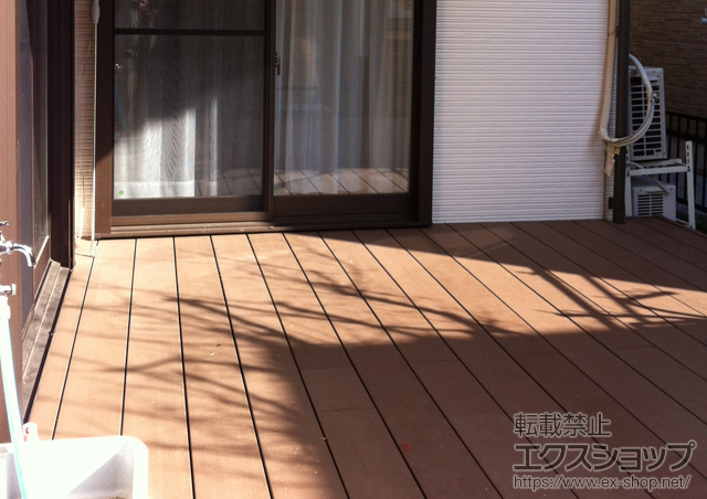 神奈川県横浜市のLIXIL リクシル（トステム）のウッドデッキ リコステージII 施工例