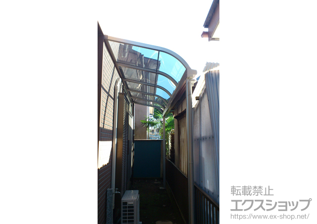 千葉県千葉市のLIXIL リクシル（トステム）のテラス屋根 ライザーテラスII R型 テラスタイプ 単体 施工例