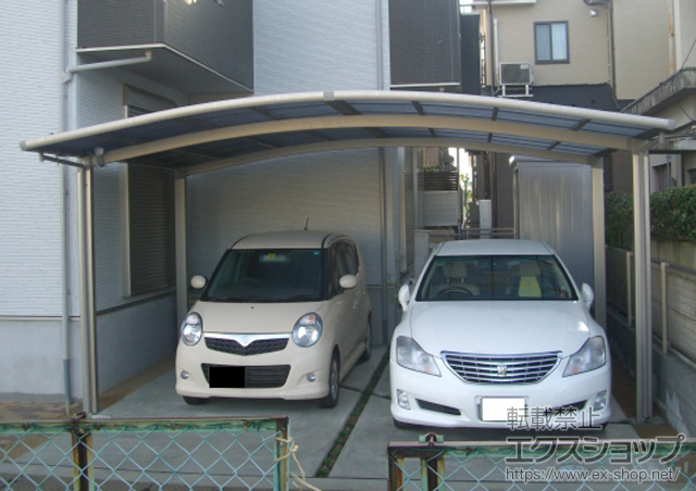 岐阜県岐阜市のLIXIL リクシル（トステム）のカーポート カーブポートシグマIII ワイド　積雪〜20cm対応 施工例