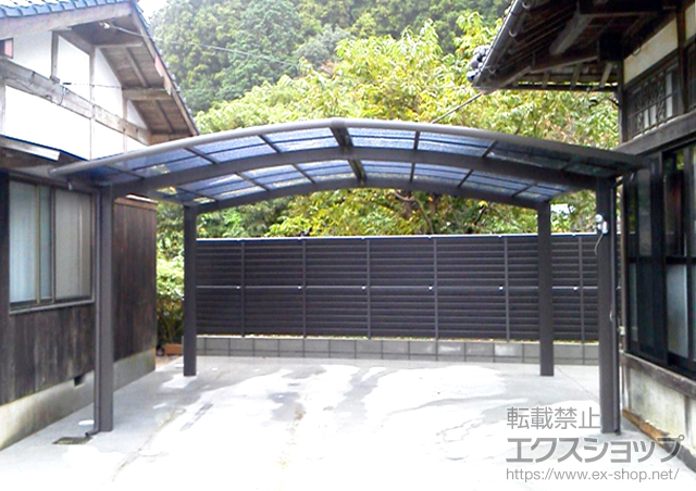 愛媛県北宇和郡鬼北町のLIXIL リクシル（トステム）のカーポート カーブポートシグマIII M合掌　積雪〜30cm対応 施工例