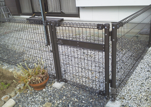 愛知県田原市のの門扉 ハイグリッド門扉 N1型 片開き 柱使用 施工例