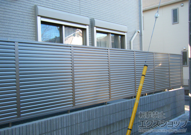 埼玉県川口市ののフェンス・柵 プリレオR9型　自由柱タイプ 施工例