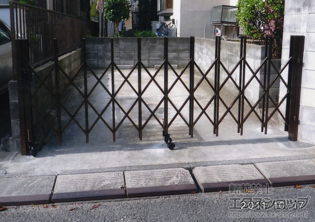 神奈川県藤沢市ののカーゲート トリップゲート PA型 ノンレール 片開き 施工例