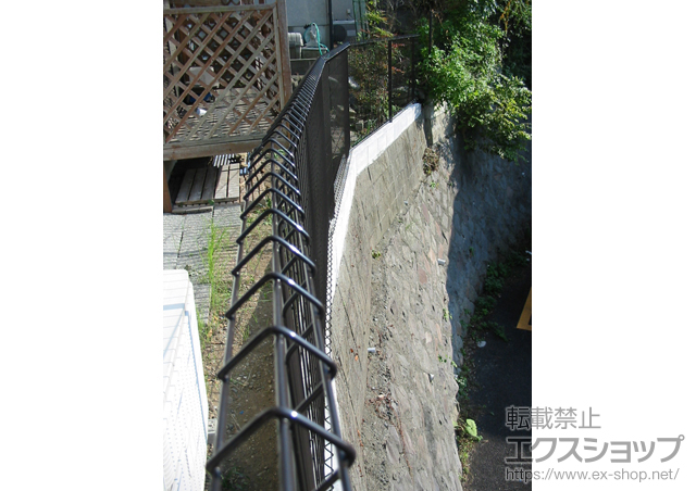 神奈川県鎌倉市ののフェンス・柵 イーネットフェンス1F型 自由柱タイプ 施工例