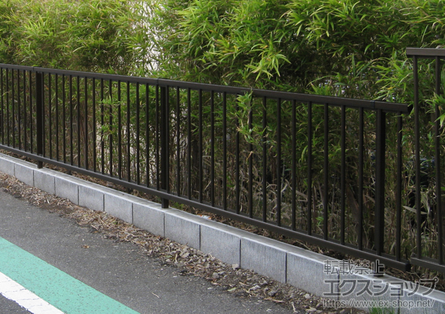 神奈川県藤沢市ののフェンス・柵 レスティンフェンス21型 自由柱施工 施工例