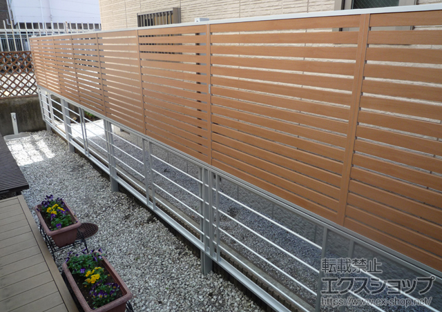 東京都練馬区ののフェンス・柵 ライフモダンII B3・BP型フェンス 複合色 多段柱施工 施工例