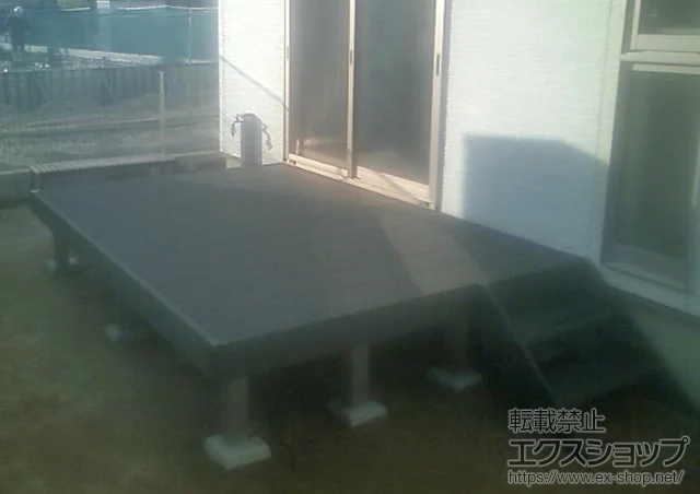 広島県東広島市のYKKAPのウッドデッキ リウッドデッキ200 施工例