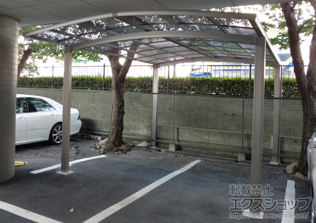 京都府京都市のLIXIL リクシル（トステム）のカーポート カーブポートシグマIII ワイド 積雪〜30cm対応 施工例