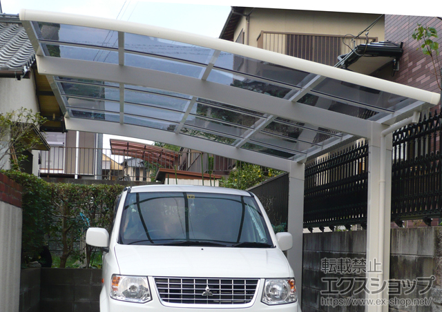 福岡県宗像市のLIXIL リクシル（トステム）のカーポート カーブポートシグマ? 積雪〜30cm対応 施工例