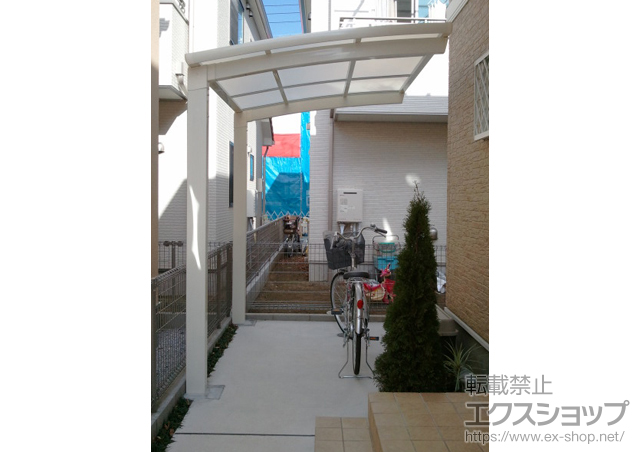 東京都小平市のLIXIL リクシル（トステム）のサイクルポート・駐輪場 カーブパークシグマIII オープンタイプ 積雪〜20cm対応 施工例