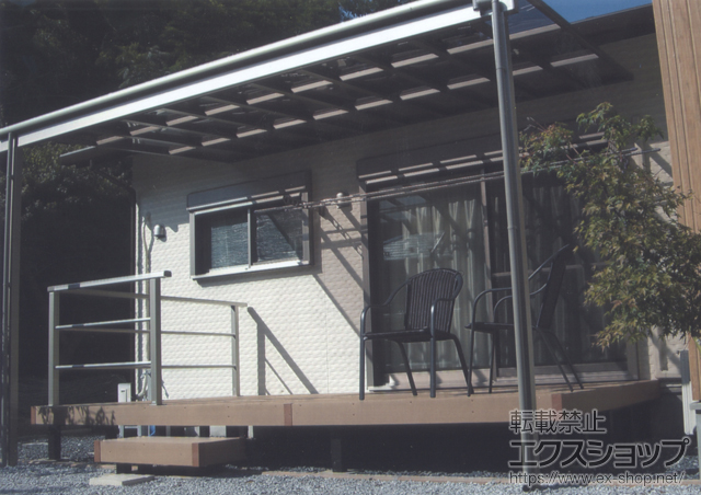 埼玉県飯能市のLIXIL リクシル（トステム）のテラス屋根 ライザーテラスII F型 テラスタイプ 単体 積雪〜20cm対応 施工例