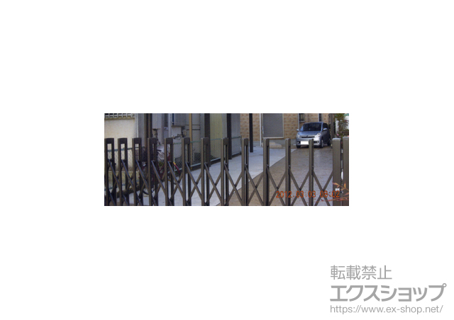 大阪府泉佐野市のLIXIL リクシル（トステム）のカーゲート アルシャインII M型 Aタイプ ノンレール 片開き 施工例