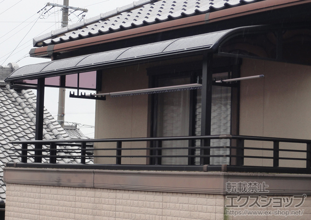 愛知県安城市ののバルコニー・ベランダ屋根 ヴェクターテラス R型 屋根タイプ 単体 積雪〜20cm対応+屋根妻パネル （両面） 施工例