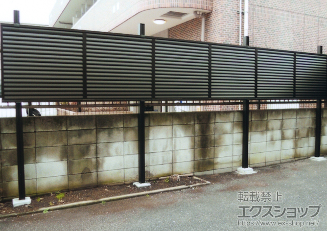 神奈川県川崎市ののフェンス・柵 カムフィ9型 多段柱施工 施工例