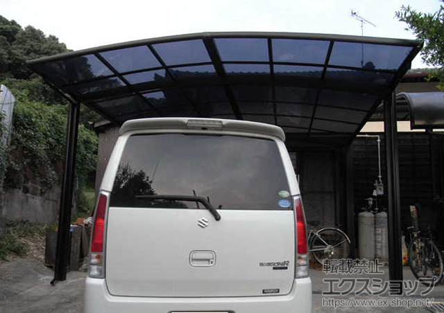 熊本県荒尾市のLIXIL リクシル（トステム）のカーポート カーブポートシグマIII ワイド 積雪〜30cm対応 施工例