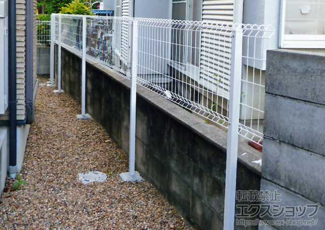 大阪府枚方市ののフェンス・柵 イーネットフェンス1F型 自由柱タイプ 施工例