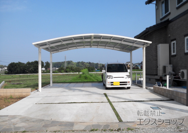 千葉県柏市のLIXIL リクシル（トステム）のカーポート カーブポートシグマIII ワイド 積雪〜30cm対応 施工例