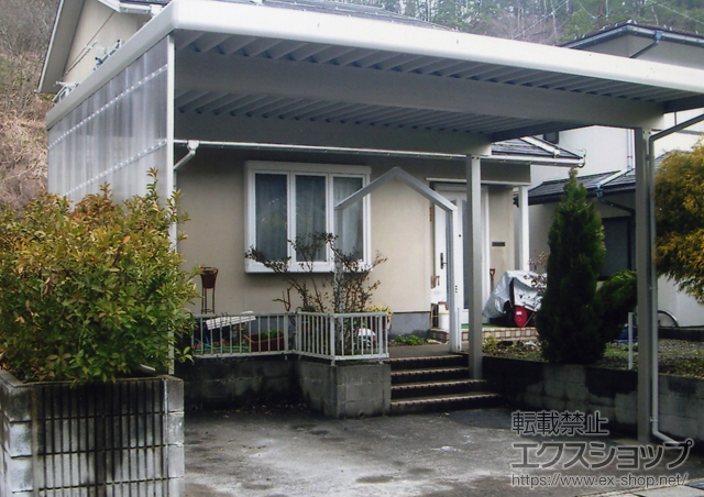 鳥取県鳥取市ののカーポート ジーポートneo 積雪100cmＡタイプ 2台用 4本柱 角柱仕様＋サイドパネル<波板タイプ> ハイルーフ用 52-30H 施工例