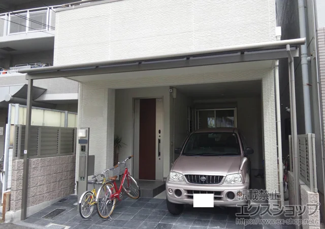 大阪府大阪市のLIXIL リクシル（トステム）のテラス屋根 ライザーテラスII F型 テラスタイプ 単体 積雪～20cm対応 施工例