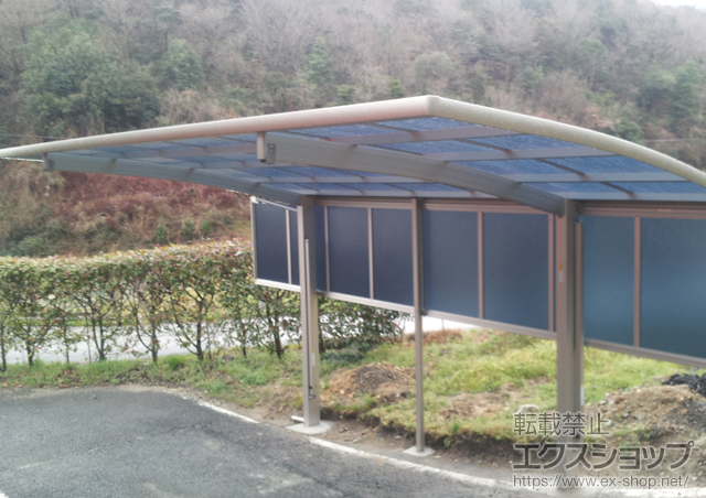 香川県三豊市ののカーポート レイナポート 積雪〜20cm対応+レイナポート サイドパネル 施工例