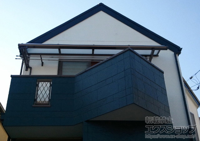 千葉県柏市のLIXIL リクシル（トステム）のバルコニー・ベランダ屋根 ライザーテラスII R型 ルーフタイプ 単体 積雪〜20cm対応 施工例