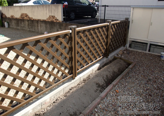 岐阜県岐阜市ののフェンス・柵 ステイウッドフェンスM1型 間仕切りタイプ 施工例