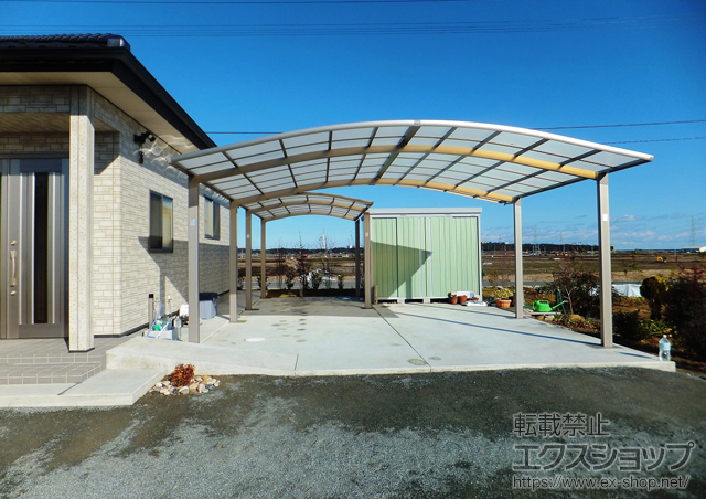 福島県南相馬市のLIXIL リクシル（トステム）のカーポート カーブポートシグマIII ワイド 積雪〜20cm対応 施工例