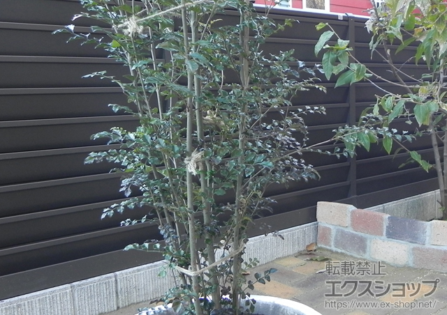 東京都八王子市ののフェンス・柵 サニーブリーズフェンスA型 間仕切りタイプ 施工例